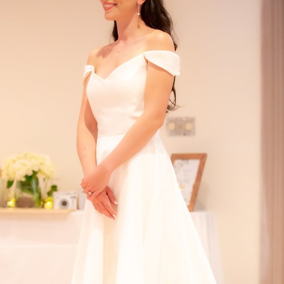 Leanne Marshall 'Eliza' - Picture 4 of 12